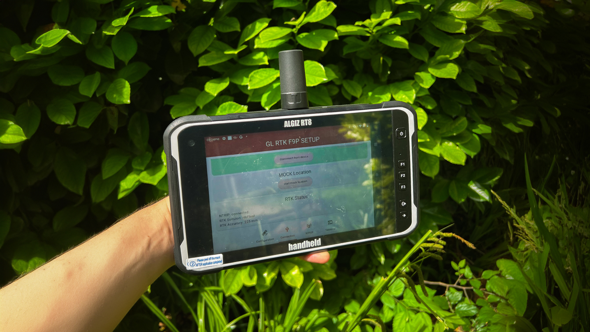 forest-inventory-rtk-tablets-3.jpg